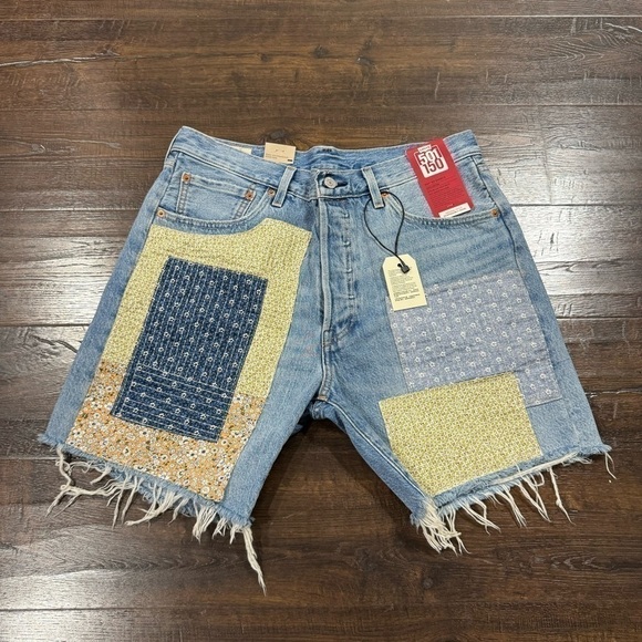 Levi’s 501 93 Patchwork Denim Shorts Size 33X7 Men - Picture 1 of 11